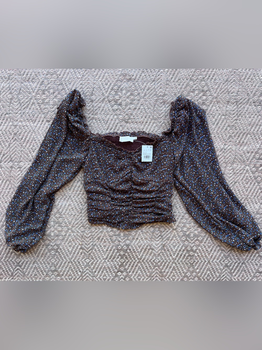 ASTR the Label NWT Brown‎ Ditsy Floral Smocked Puff Sleeve Crop Top S